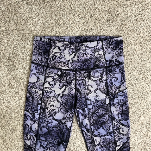 Lululemon Fast & Free Crop II 19” Leggings Blue Hanakotoba Starlight Floral Sz 6 - Picture 5 of 12